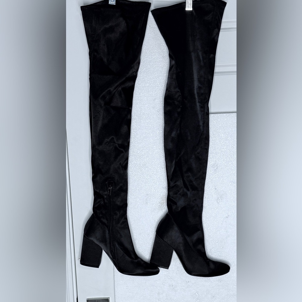 Marc Fisher Black Heeled Boots